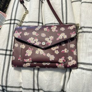 Burgundy Kate spade purse with floral print used twice